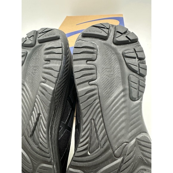 Tried On ASICS GEL-Kayano 29 Black - 1011B440-001 Size 9 Men main image 4